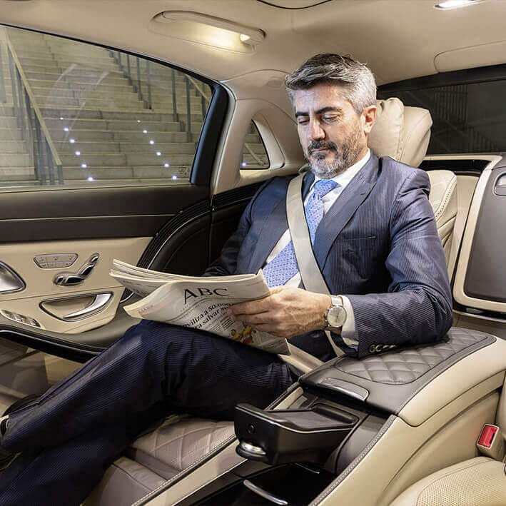 RhomTrip private car transfer with exclusive vehicle and driver - comfort and privacy guaranteed